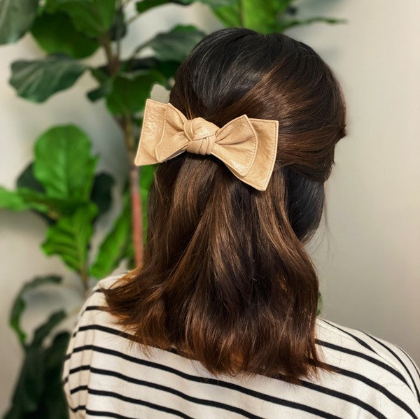 SUMMER SHIMMER BOW CLIP