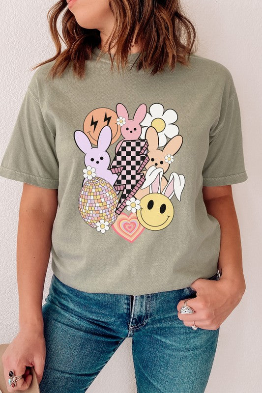 SPRINGTIME NOSTALGIA GRAPHIC TEE - CURVY