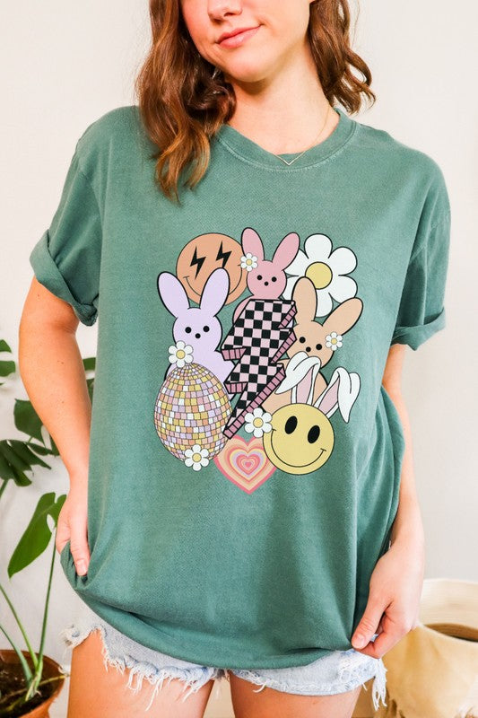 SPRINGTIME NOSTALGIA GRAPHIC TEE - CURVY