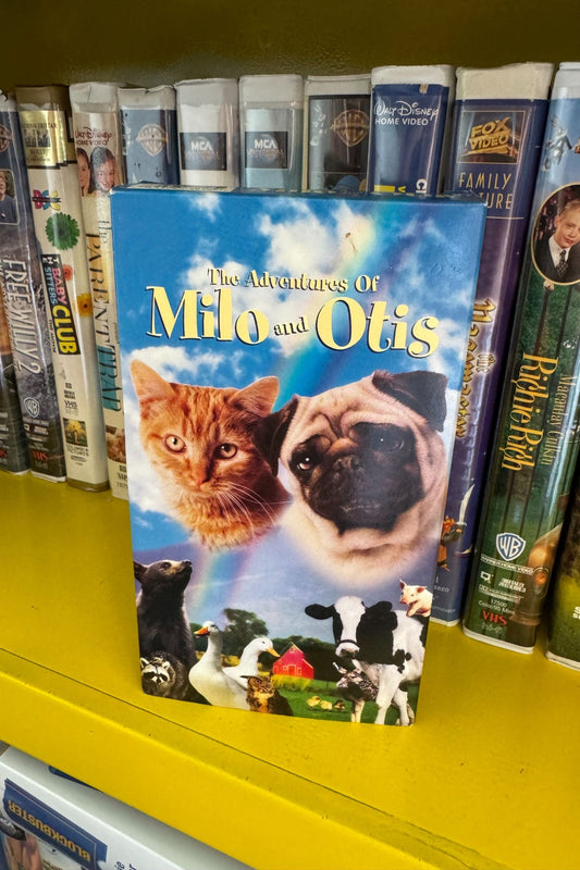 MILO AND OTIS SOFT COVER CASE*