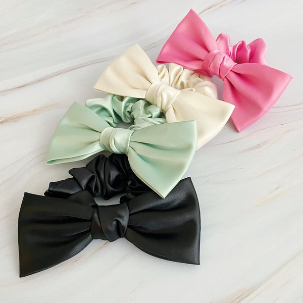 SUNNY SATIN KNOT SCRUNCHIE