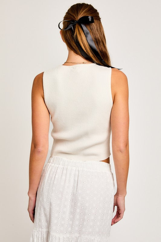 BOWTIFUL FEELING SLEEVELESS SWEATER TOP