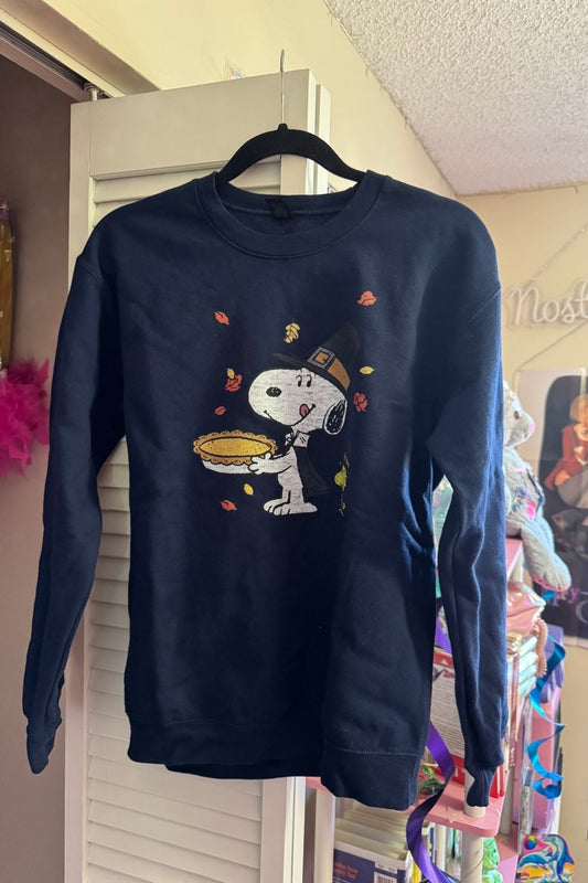 PEANUTS THANKSGIVING BRAND NEW SWEATSHIRT - SIZE S*