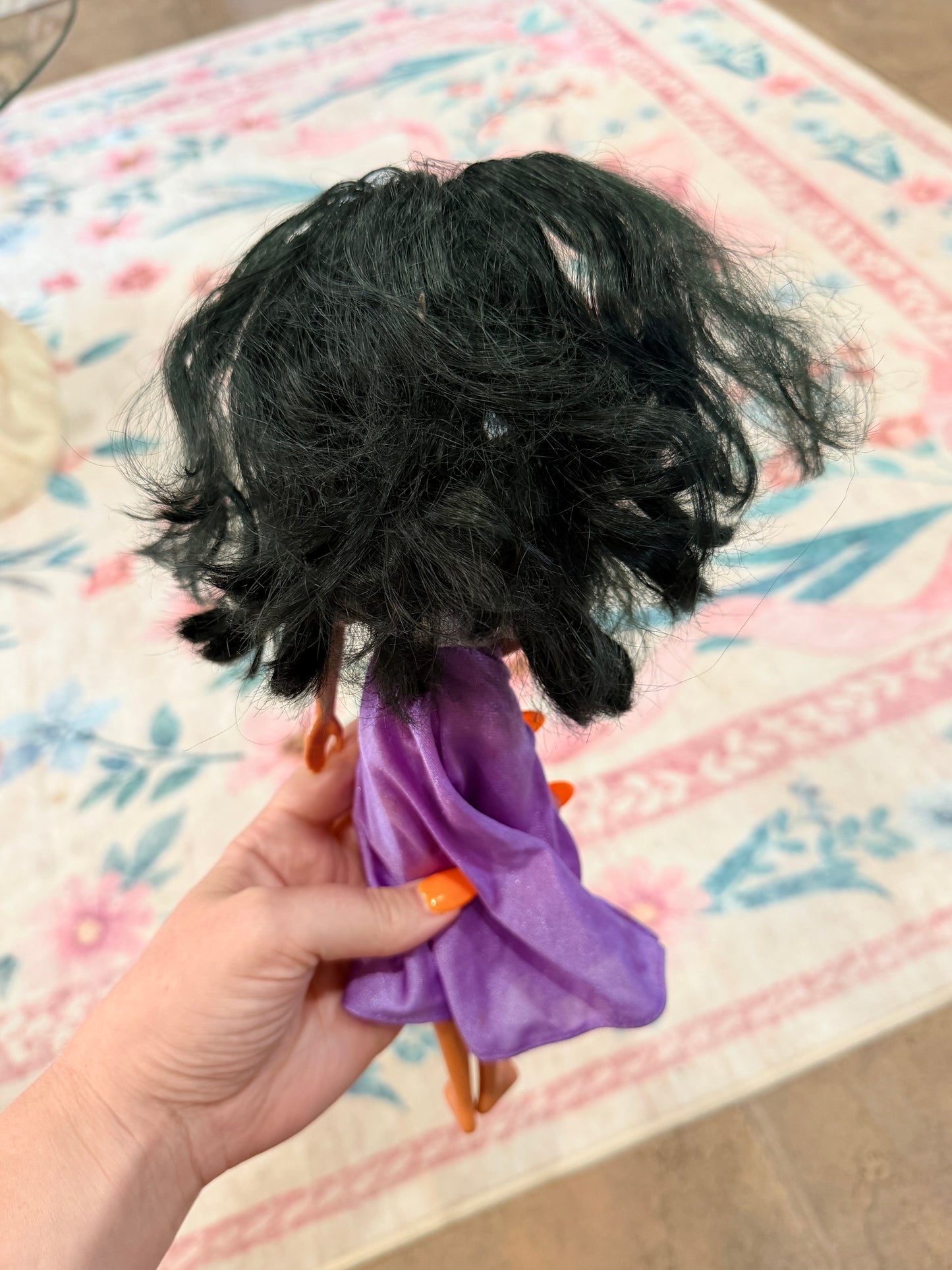 Disneys Esmeralda Barbie -
Missing earring