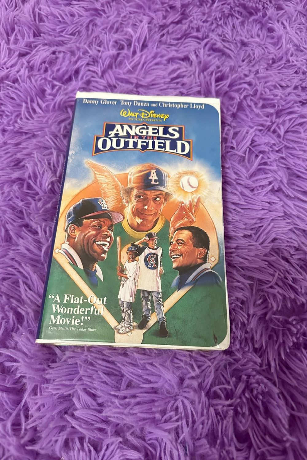 ANGELS IN THE OUTFIELD VHS*