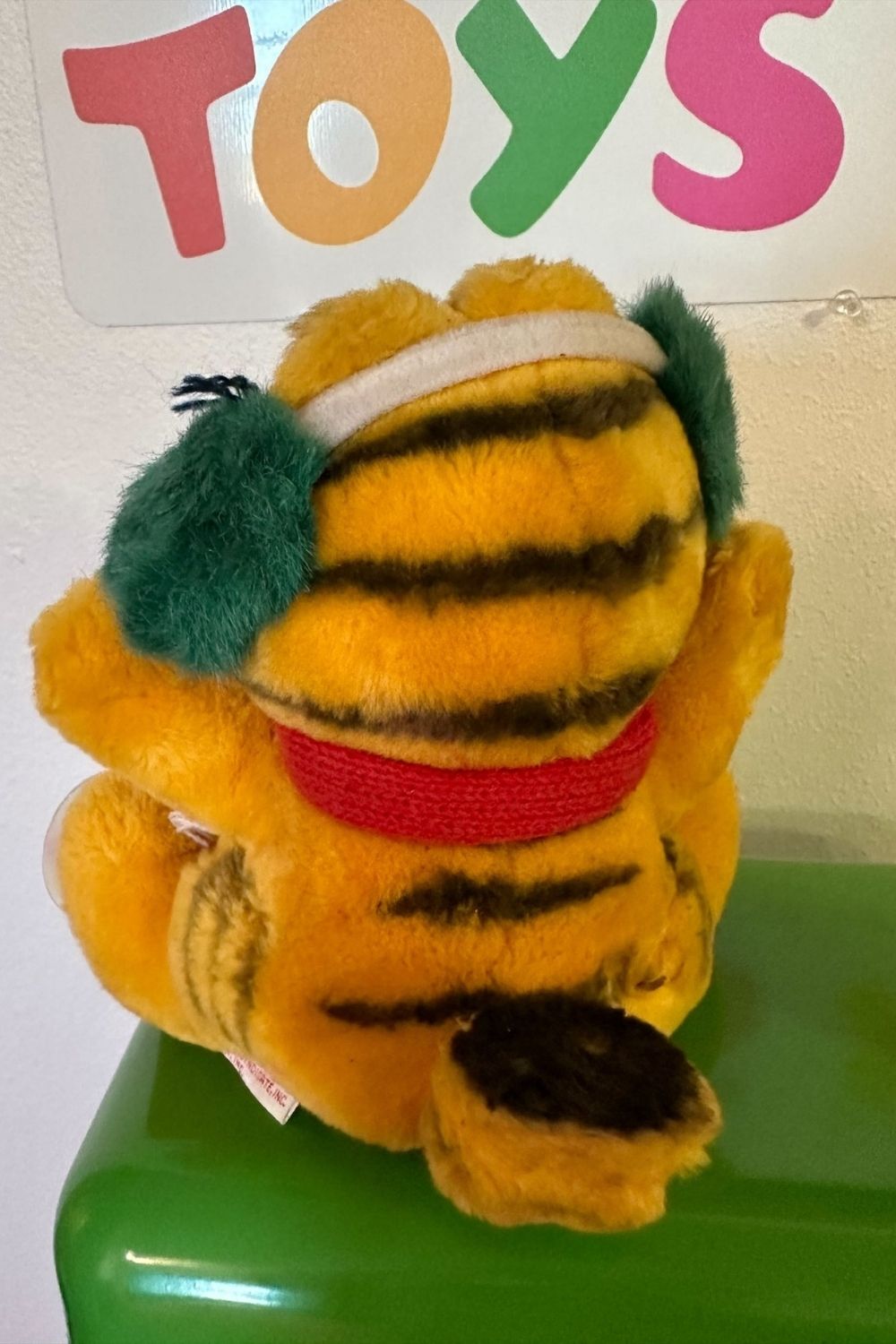 1981 GARFIELD WINTER CAR WINDOW PLUSH* Nostalchicks