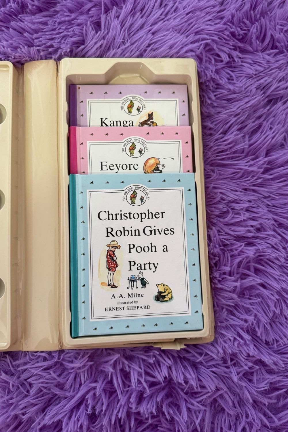 THE ORIGINAL POOH TREASURY VOL 2 READ-ALONG 3 BOOKS & 3 CASSETTES*