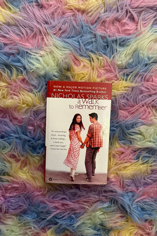 A WALK TO REMEMBER BOOK*