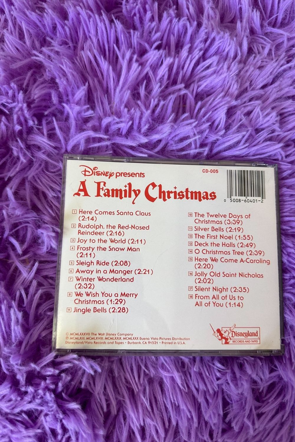 Disney Presents A Family Christmas 