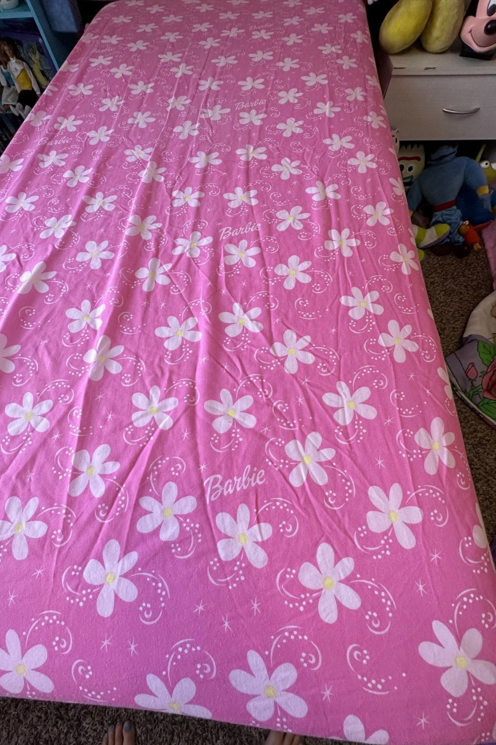 BARBIE TWIN FITTED SHEET*