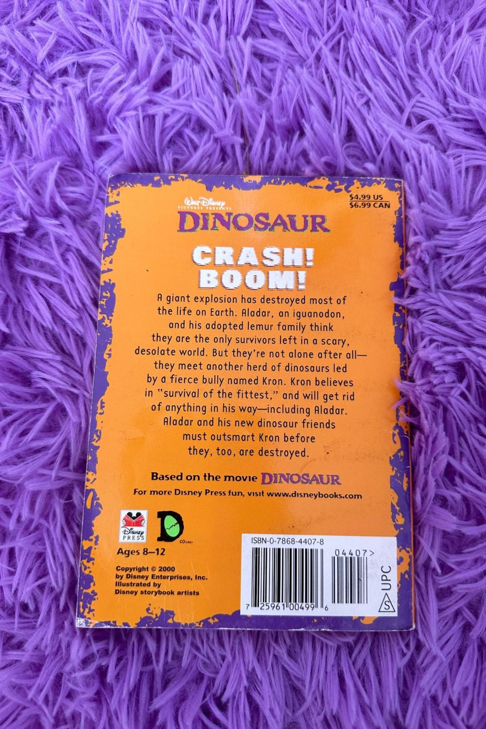 DINOSAUR BOOK BY SCOTT SORRENTINO*