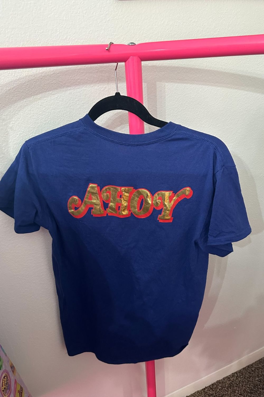 "SCOOPS AHOY" TEE*