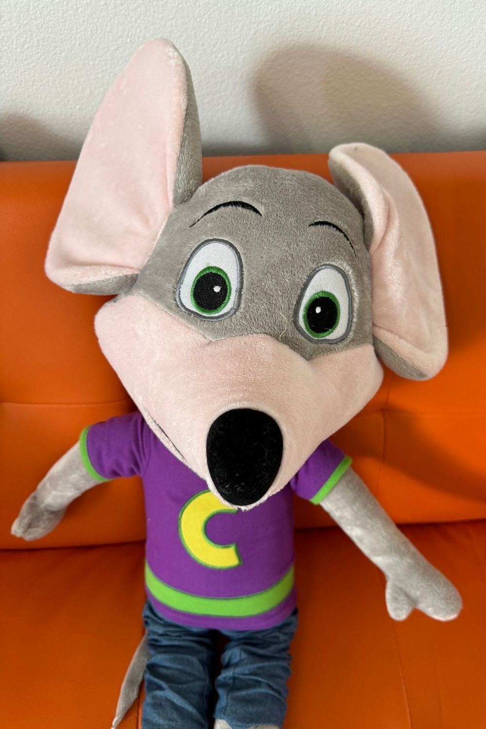 JUMBO 2013 CHUCK E CHEESE PLUSH*