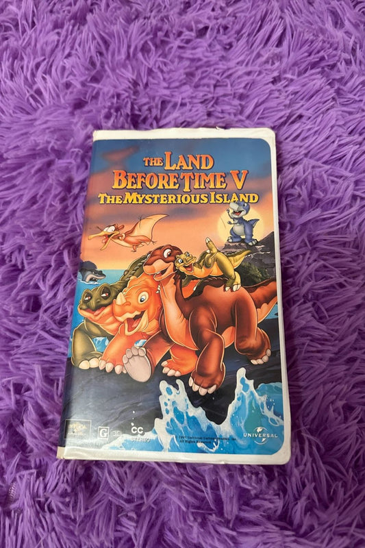 THE LAND BEFORE TIME V - THE MYSTERIOUS ISLAND VHS*