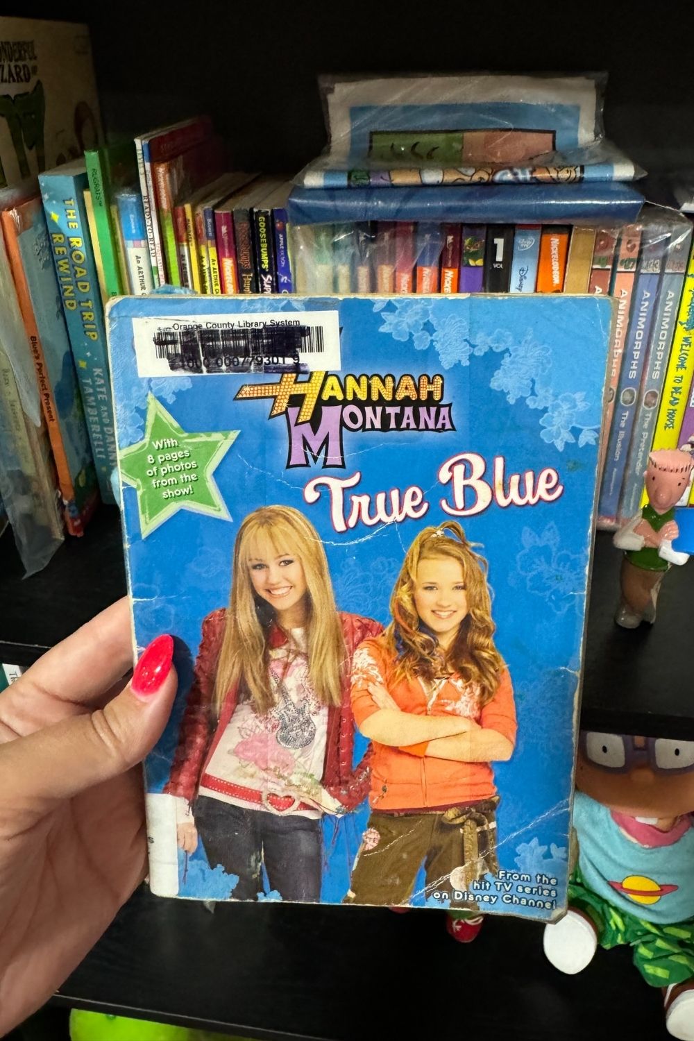 HANNAH  MONTANA TRUE BLUE BOOK*