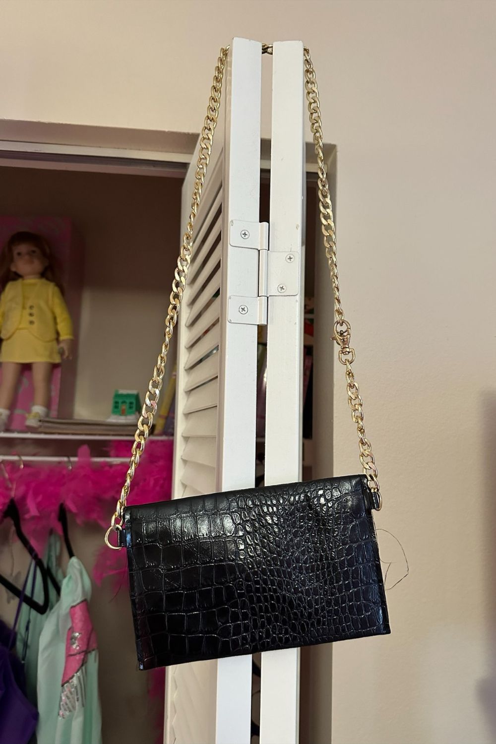 GOLD CHAIN MINI FAUX SNAKESKIN BAG*