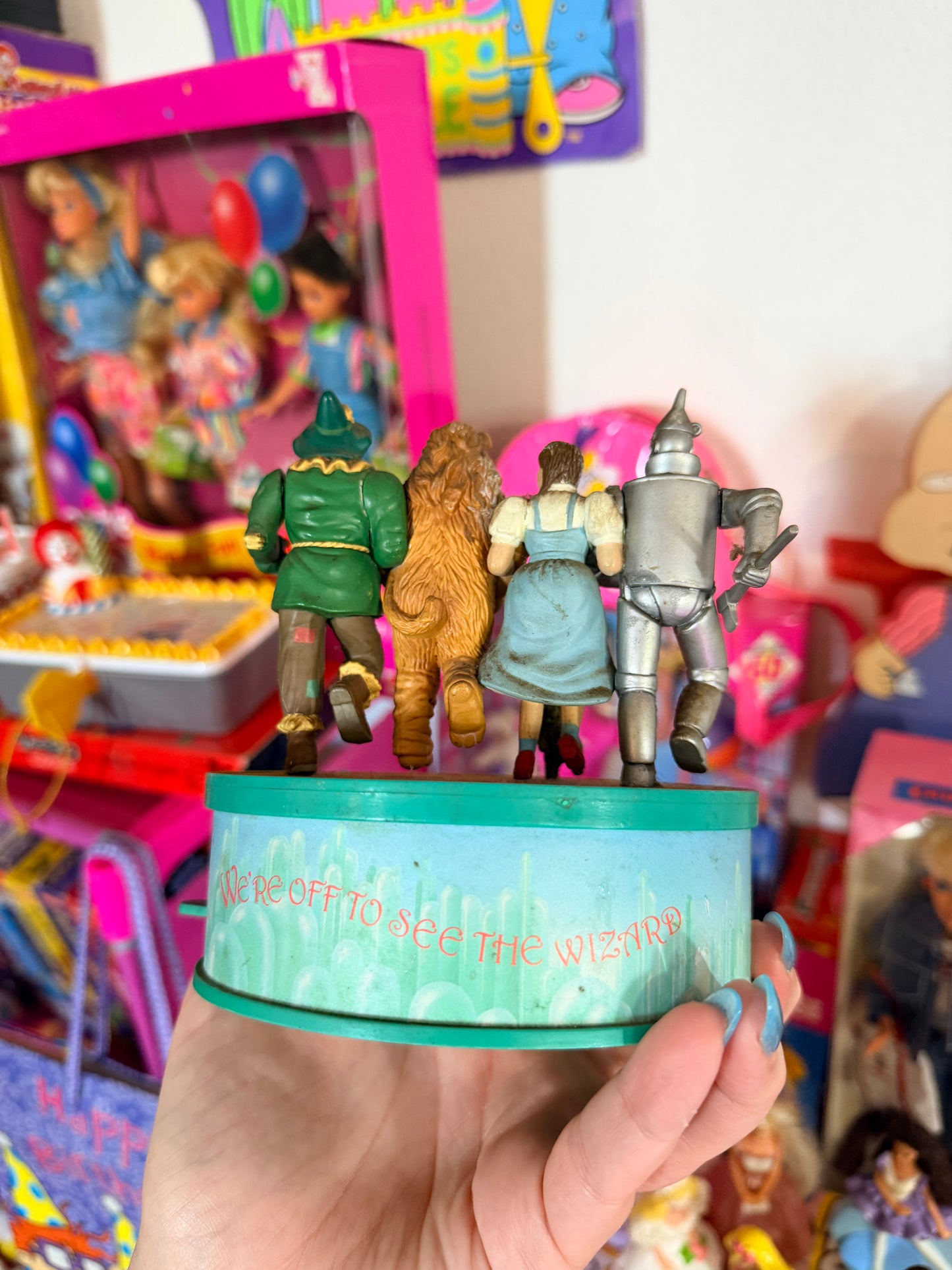 Wizard of Oz music display