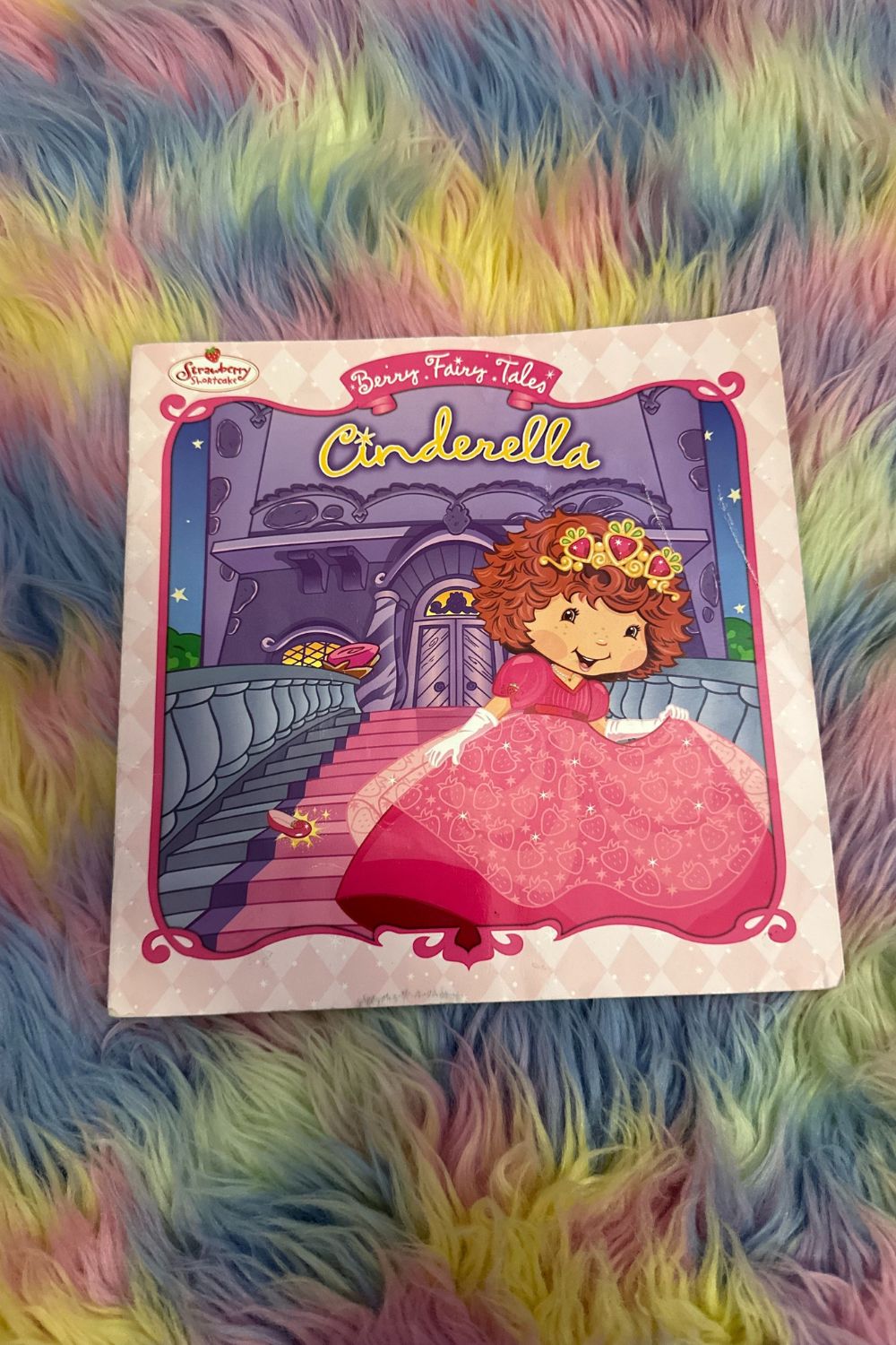 STRAWBERRY SHORTCAKE: CINDERELLA BOOK*