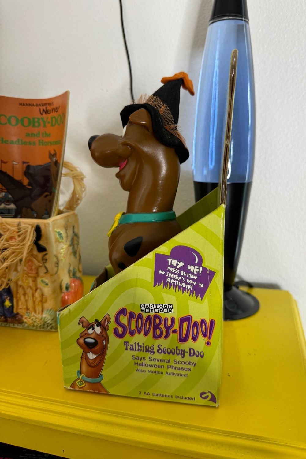 VINTAGE 2000 SCOOBY-DOO MOTION ACTIVATED TALKING DOG HALLOWEEN TOY W/ WITCH HAT*