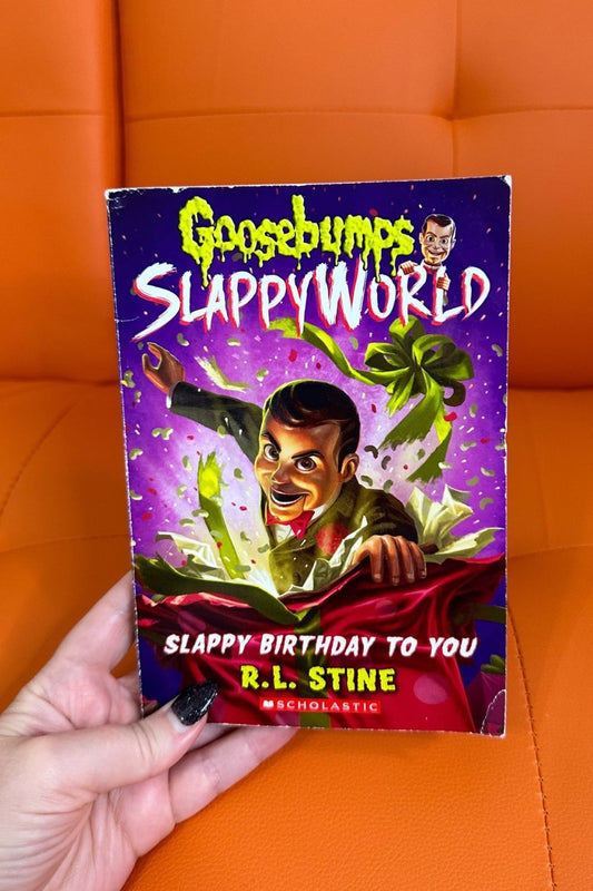 GOOSEBUMPS SLAPPY WORLD - SLAPPY BIRTHDAY TO YOU BOOK*