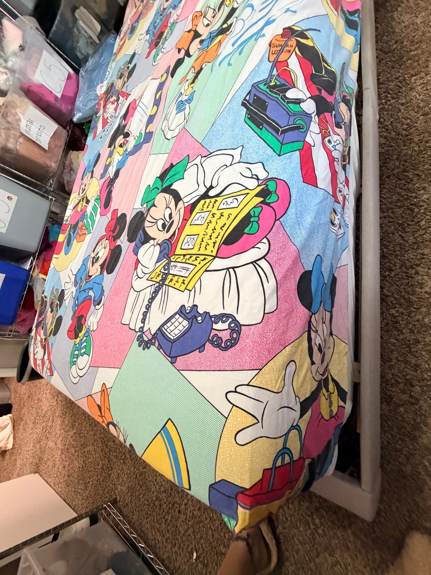 Minnie fashionista twin sheet