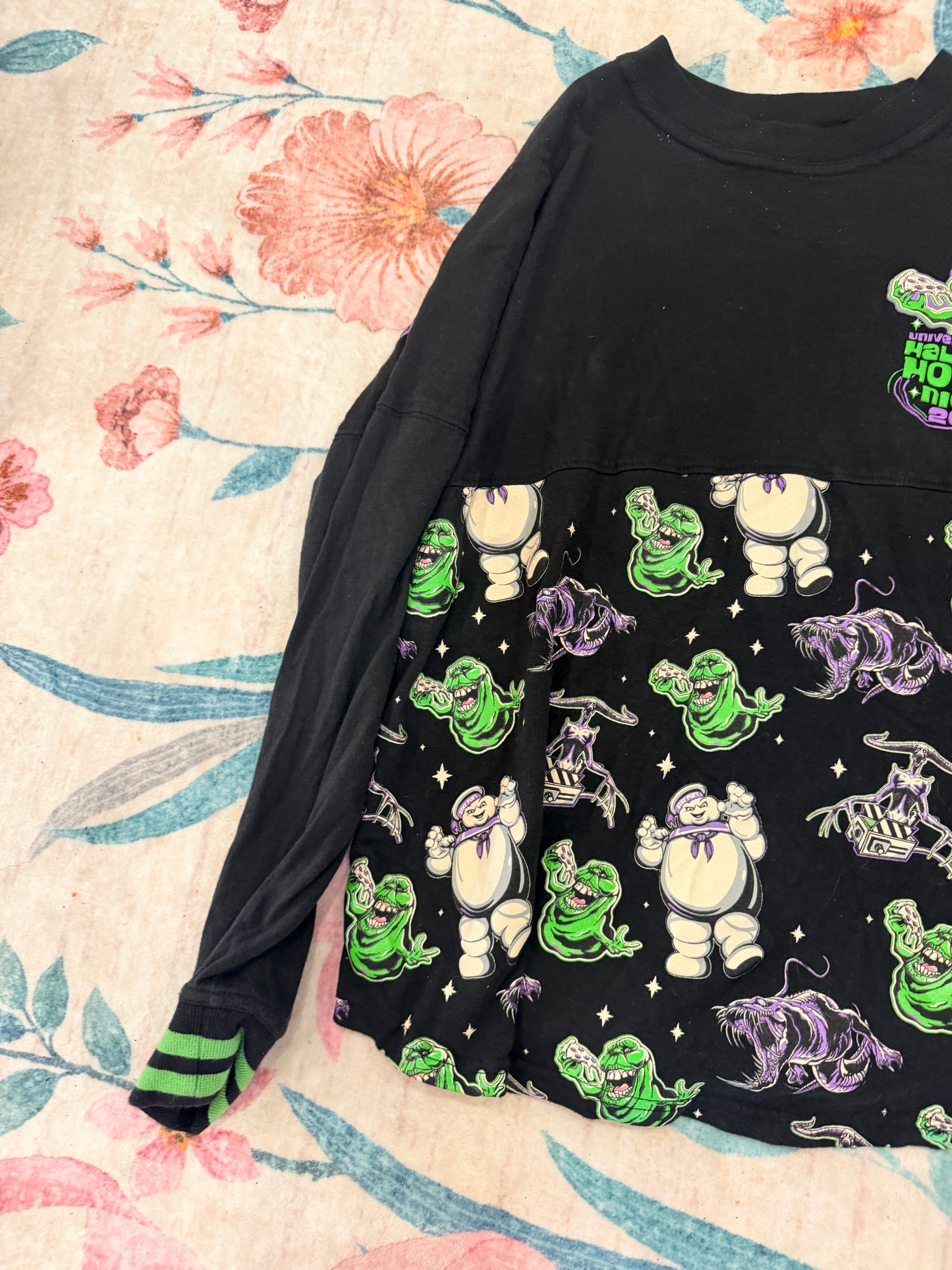 Halloween Horror Nights 2024 Ghostbusters slimer spirit jersey size small