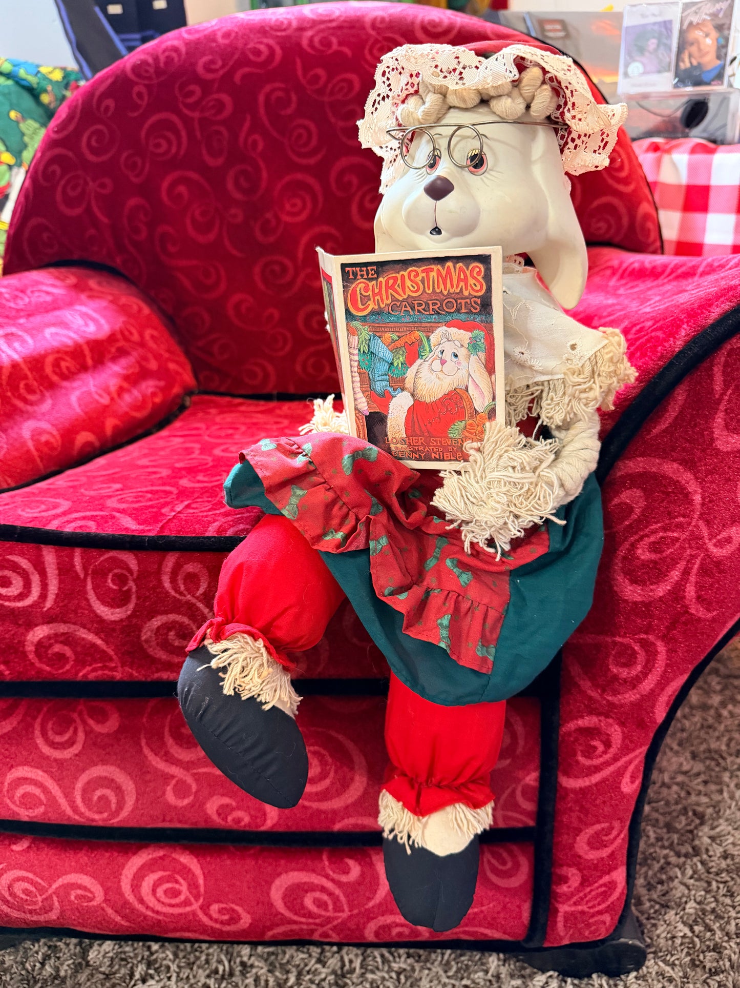 The Christmas Carrots plush figurine