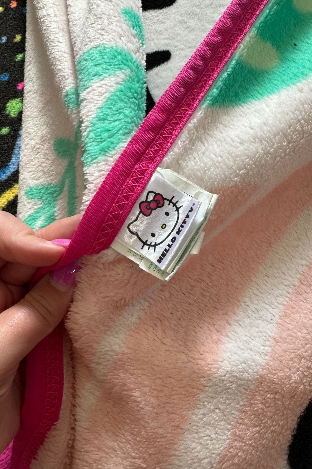 HELLO KITTY JUNGLE BLANKET*