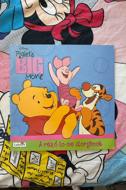 PIGLETS BIG MOVIE BOOK*