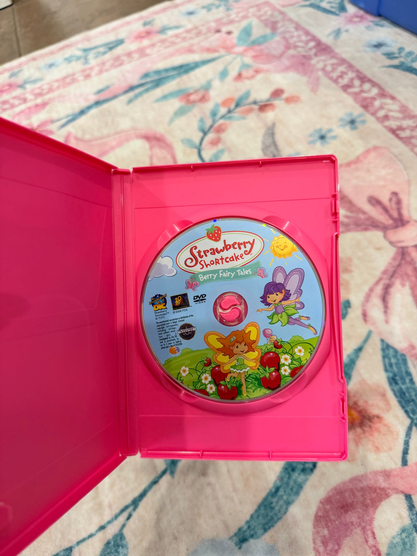 Strawberry Shortcake Berry Fairy Tales
