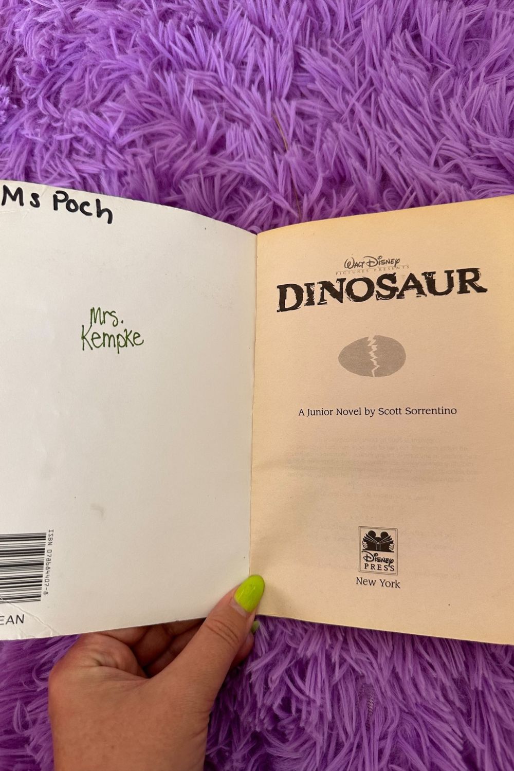 DINOSAUR BOOK BY SCOTT SORRENTINO*