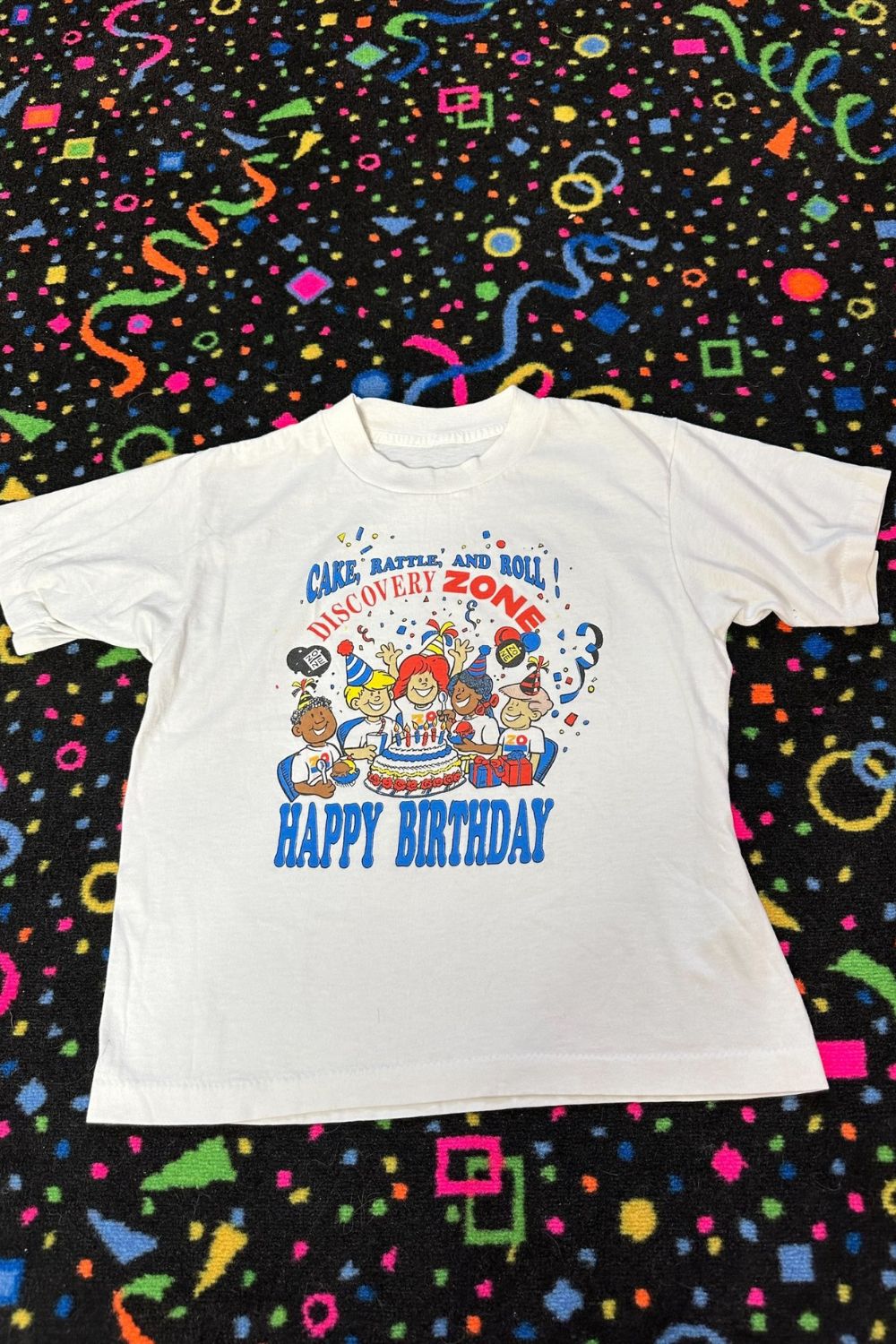 VINTAGE DISCOVERY ZONE KIDS TEE- SIZE S*