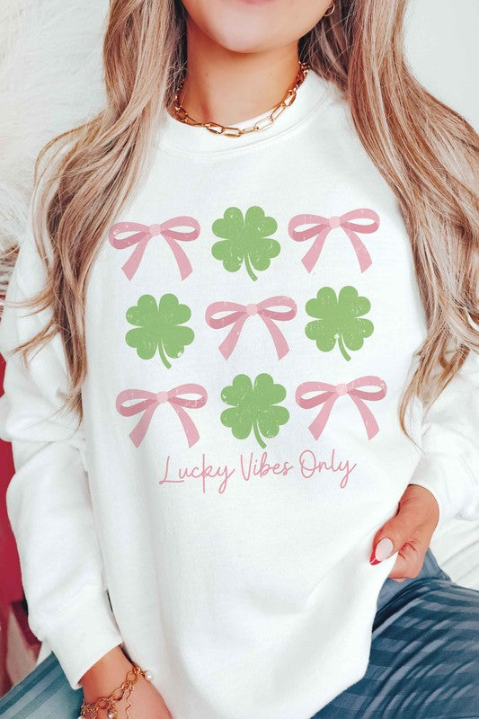 LUCKY VIBES ONLY GRAPHIC SWEATSHIRT