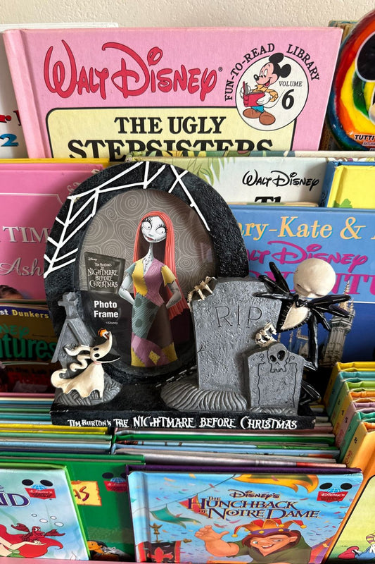 THE NIGHTMARE BEFORE CHRISTMAS PHOTO FRAME*