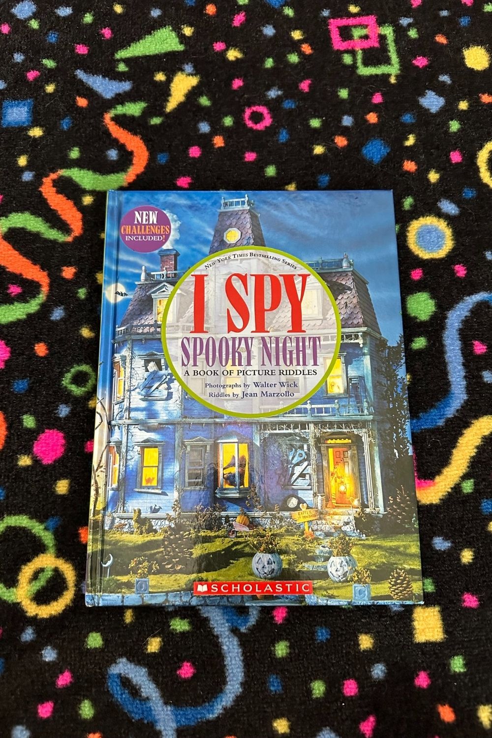 1996 I SPY SPOOKY NIGHT: A BOOK OF PICTURE RIDDLES*