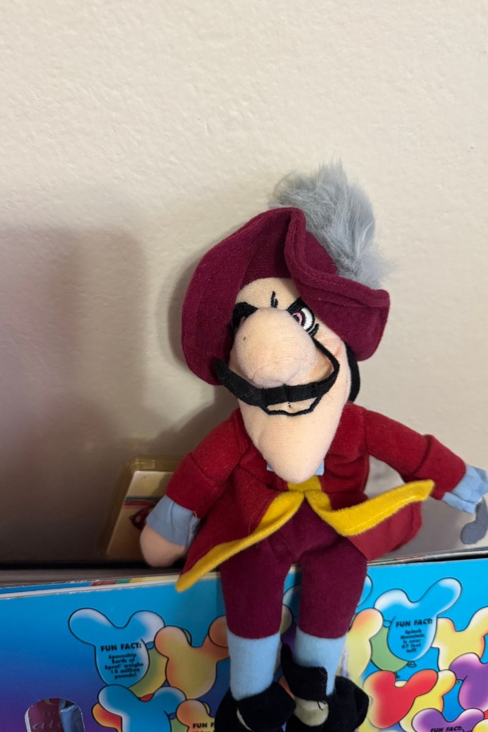 CAPTAIN HOOK DISNEY STORE BEANIE*