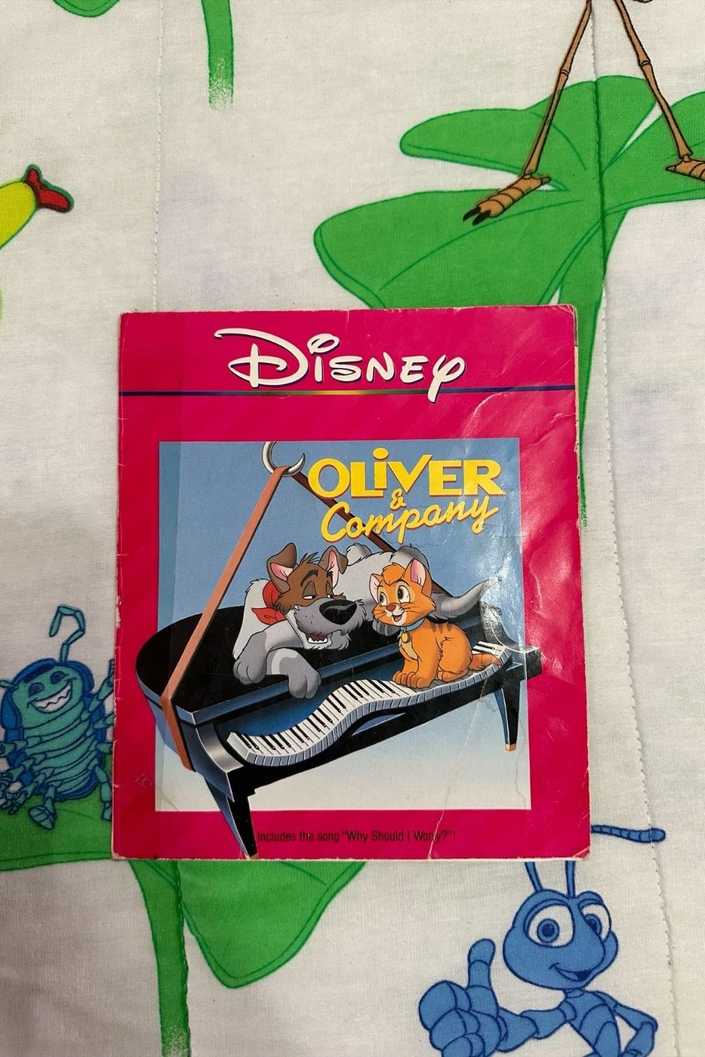 OLIVER AND COMPANY SONG BOOK*