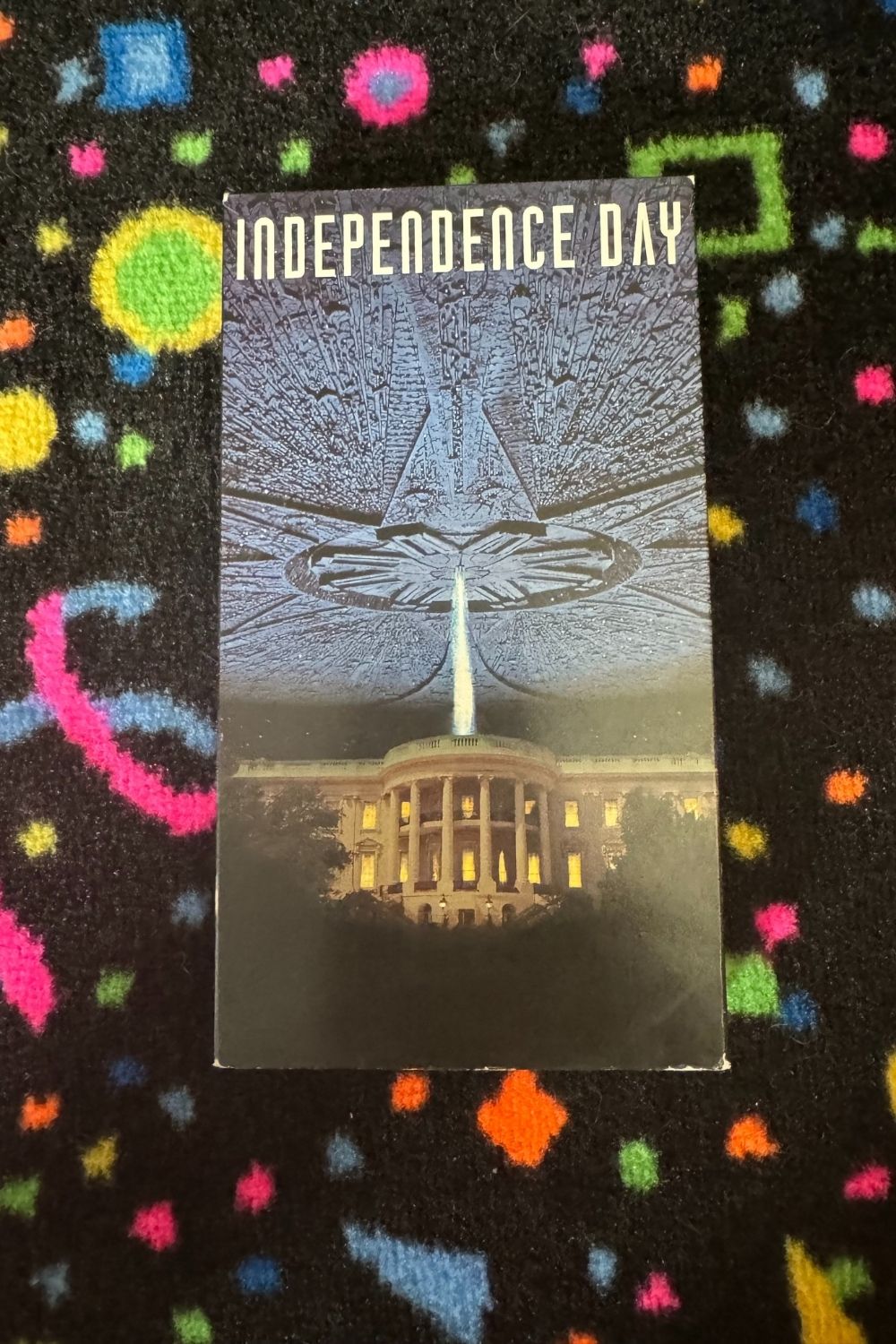 INDEPENDENCE DAY VHS*