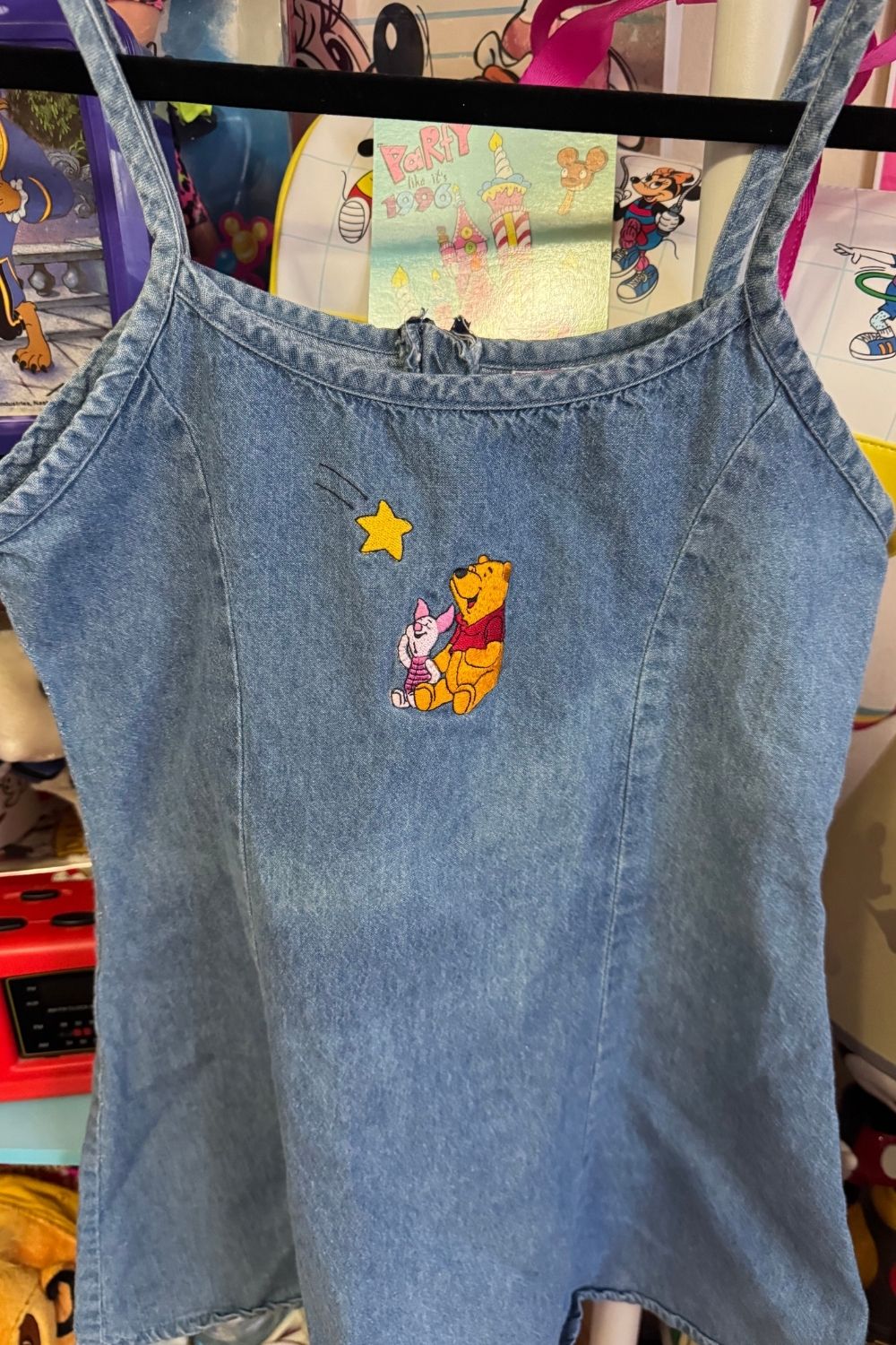 VINTAGE WINNIE THE POOH GIRLS DENIM DRESS - SIZE L*