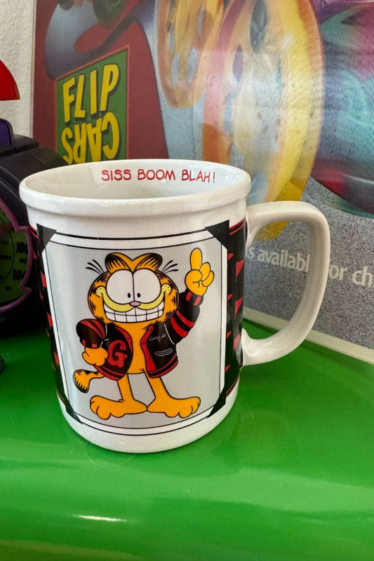 GARFIELD SISS BOOM BLAH! MUG*