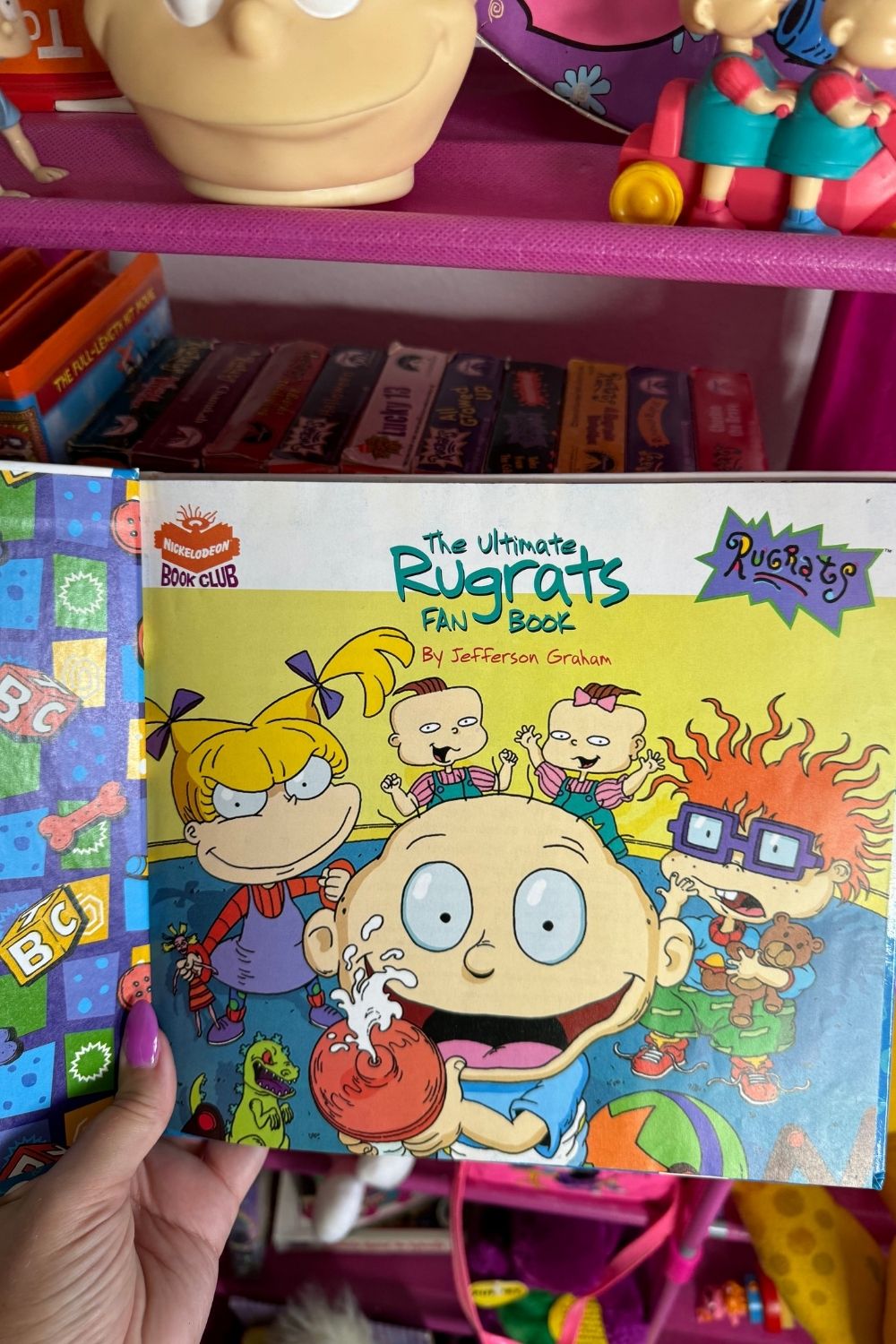 THE ULTIMATE RUGRATS FAN BOOK*