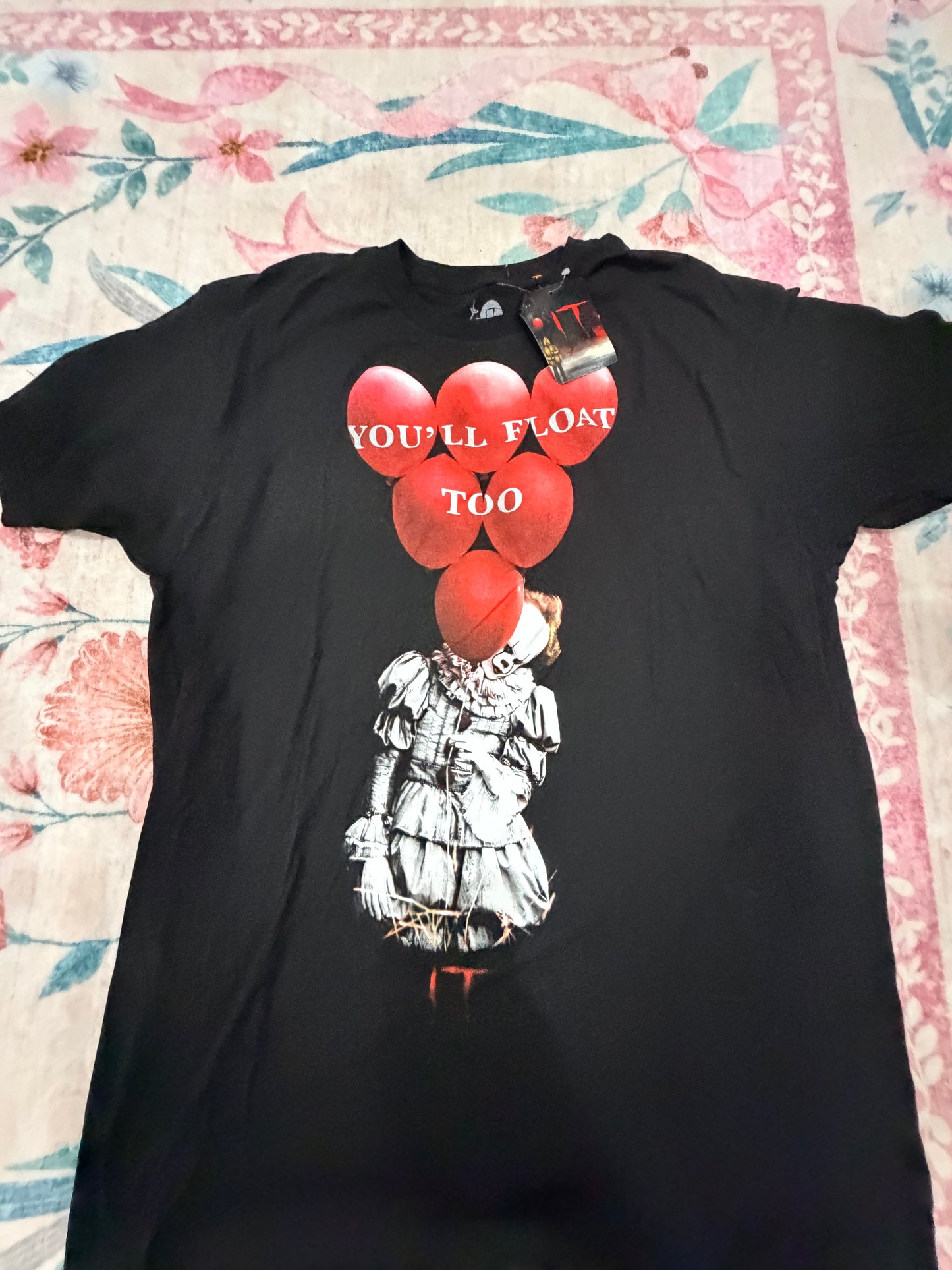 You’ll Float Too Tee XL
