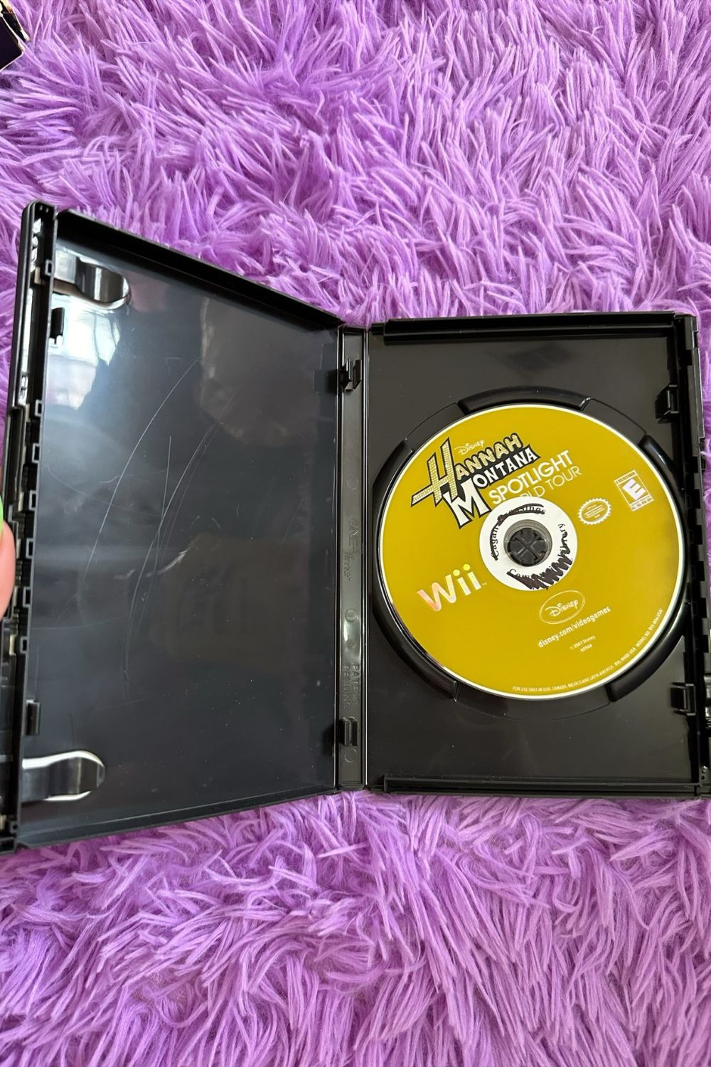 HANNAH MONTANA SPOTLIGHT WORLD TOUR WII GAME* – Nostalchicks