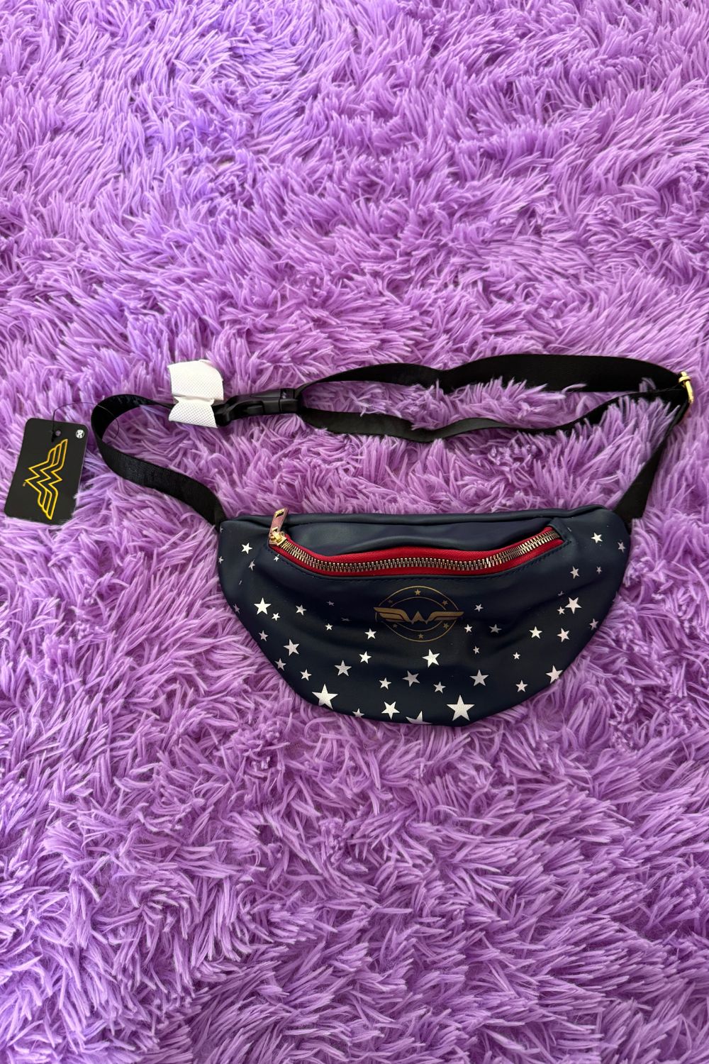 WONDER WOMAN FANNY PACK*