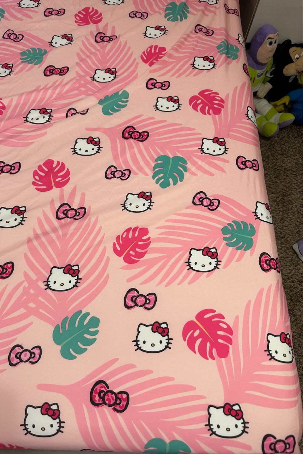 Hello Kitty® Heritage Linen Cotton Quilt