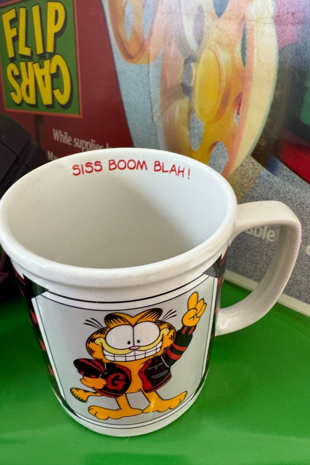 GARFIELD SISS BOOM BLAH! MUG*