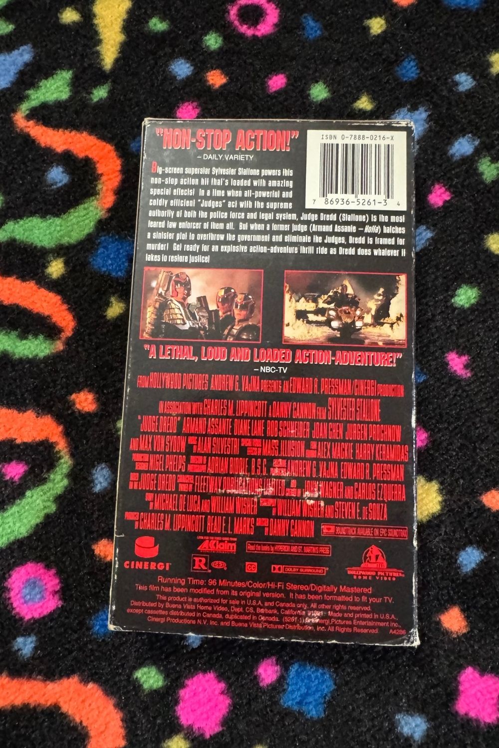 JUDGE DREDD VHS*