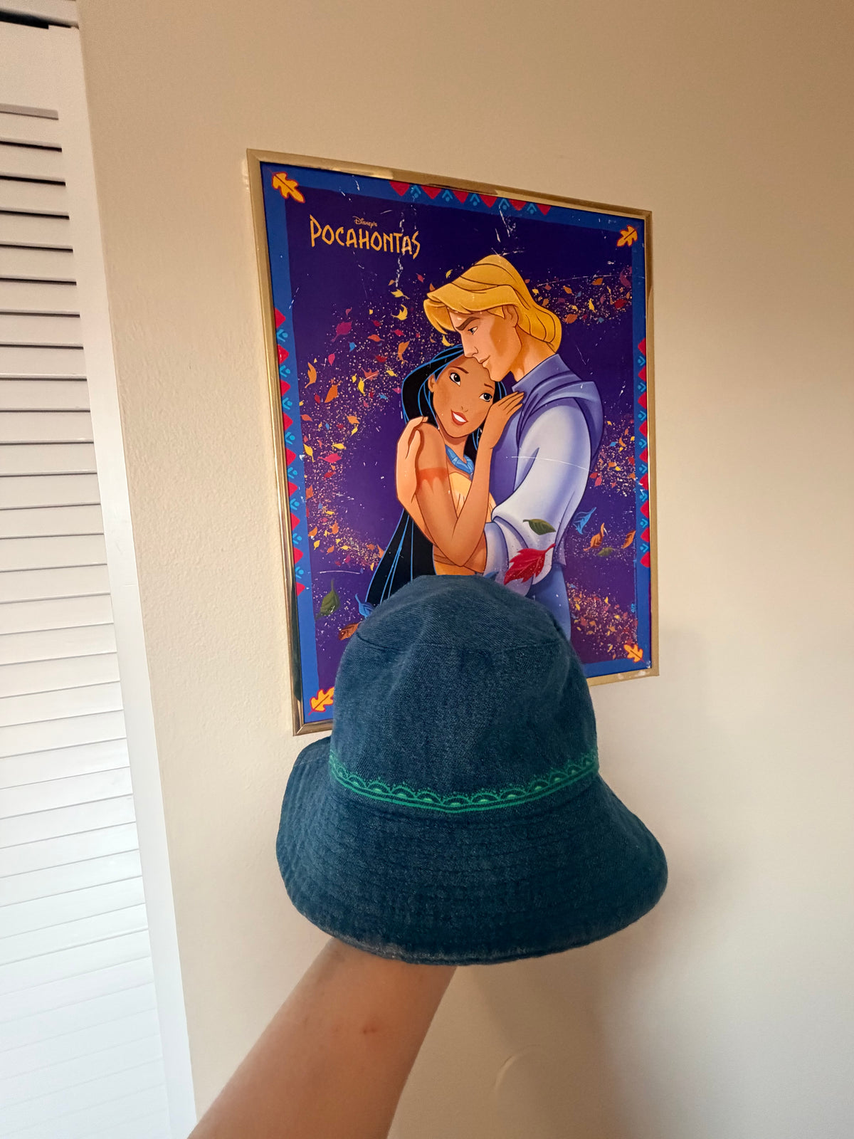 Rare vintage Pocahontas denim with flower 90’s bucket hat - toddlers/kids
