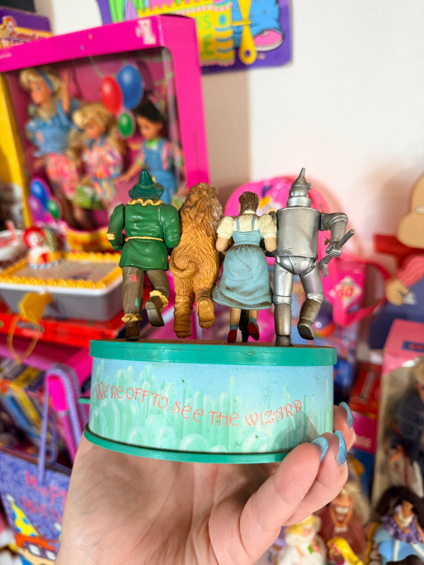 Wizard of Oz music display