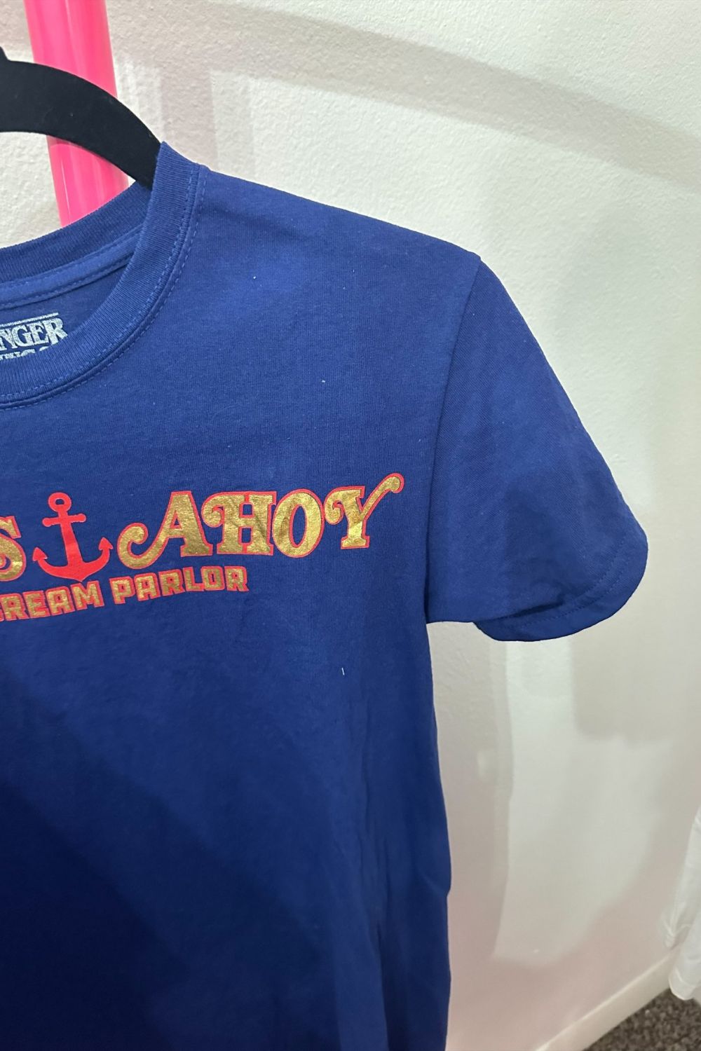 "SCOOPS AHOY" TEE*